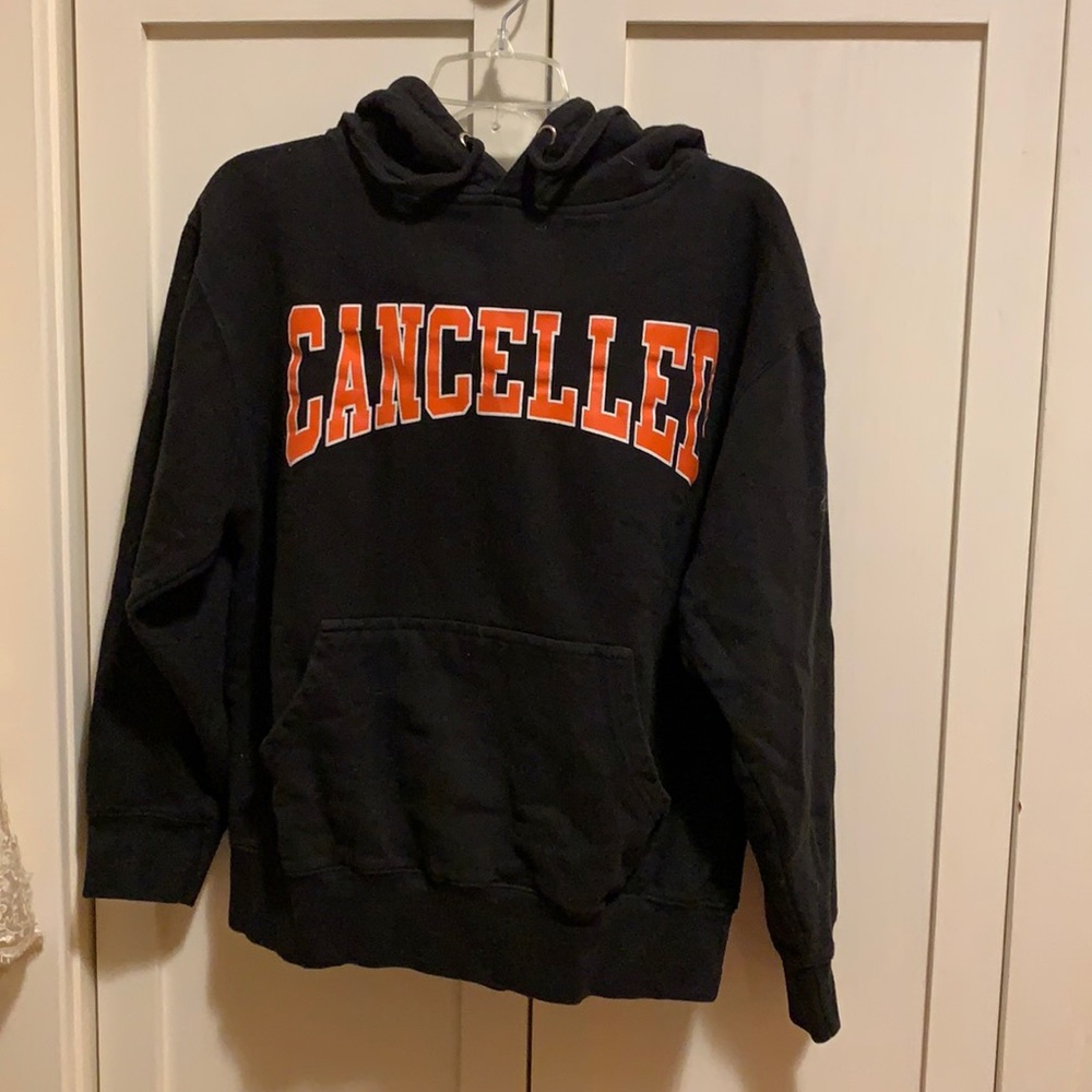 Tana fanjoy CANCELLED black & orange hoodie sz M
